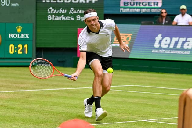 Taylor Fritz (USA) takes the court at the TERRA WORTMANN Open 2026, Tennis, ATP, Mens 500, Tournament, Main Draw, June 17, 2026, TERRA WORTMANN Open 2026, Tennis, ATP, Men’s 500, Tournament, Main Draw, June 17, 2026, Halle,detected_source_language Copyright: xEibner-Pressefoto RobertxGertzenx EP_RGN