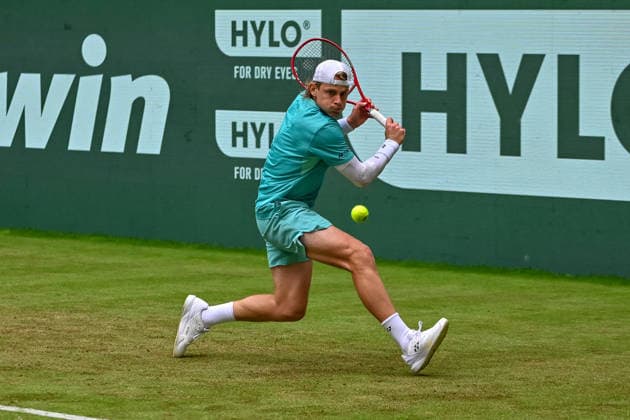 Zizou Bergs (BEL) Takes the Court at the TERRA WORTMANN Open 2026, Tennis, ATP, Mens 500, Tournament, Main Draw, June 17, 2026, TERRA WORTMANN Open 2026, Tennis, ATP, Men’s 500, Tournament, Main Draw, June 17, 2026, Halle,detected_source_language Copyright: xEibner-Pressefoto RobertxGertzenx EP_RGN