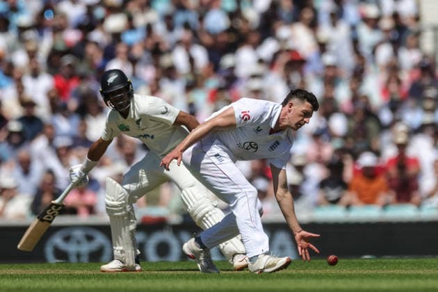 2nd Rothesay Test Match Day 1 England v New Zealand Matthew Fisher of England fields his own ball during the 2nd Rothesay Test Match Day 1 match England vs New Zealand at The Kia Oval, London, United Kingdom on 17 June 2026 (Photo by Mark Cosgrove News Images) London The Kia Oval London United Kingdom Copyright: xMarkxCosgrove NewsxImagesx