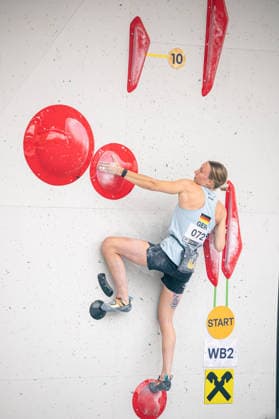 June 17, 2026 Climbing Bouldering World Climbing Series Innsbruck 2026 Womens Qualifying Round Anna Lechner GER Innsbruck Climbing Center Innsbruck Austria,detected_source_language