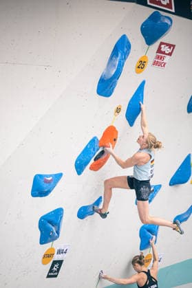 June 17, 2026 Climbing Bouldering World Climbing Series Innsbruck 2026 Womens Qualifying Round Lucia Dörffel GER Innsbruck Climbing Center Innsbruck Austria,detected_source_language