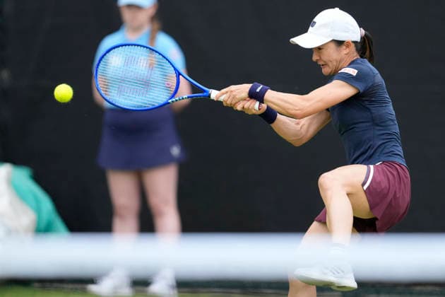Lexus Nottingham Open - Day Three Shuko Aoyama of Japan competes during her Round of 32 singles match at the 2026 Lexus Nottingham Open Women s tennis tournament at the Nottingham Tennis Centre in Nottingham, England, on June 17, 2026. Nottingham Great Britain United Kingdom  Copyright: xOwenxHammondx originalFilename:hammond-2026lexu260617_npcr0.jpg