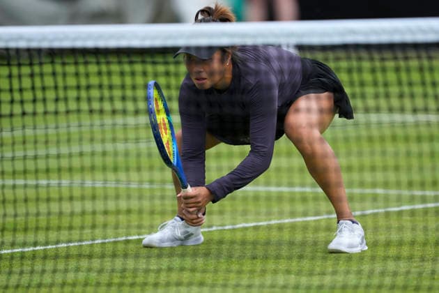Lexus Nottingham Open - Day Three Eudice Chong of Hong Kong competes during her Round of 32 singles match at the 2026 Lexus Nottingham Open Women s tennis tournament at the Nottingham Tennis Centre in Nottingham, England, on June 17, 2026. Nottingham Great Britain United Kingdom  Copyright: xOwenxHammondx originalFilename:hammond-2026lexu260617_npLxj.jpg
