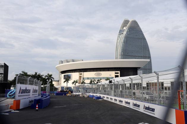 Section of the track being prepared for the race in front of the theater and the Atlantis Hotel, Hainan Island, China, FIA Formula E World Championship Season 12, Sanya E-Prix, China, June 17, 2026, Preparation ,detected_source_language