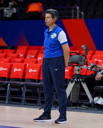 Germany v China - Volleyball Nations League 2026 Ankara Stage A Turkish referee reacts during the 2026 Women s Volleyball Nations League match between Germany and China at Ankara Arena in Ankara, Turkey, on June 17, 2026. Ankara Turkey  Copyright: xÃ‡aÄülarxOskayx originalFilename:oskay-volleyba260617_np37c.jpg