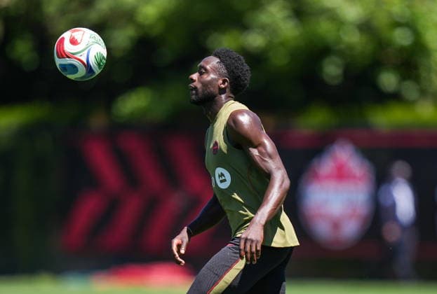 June 16, 2026, Vancouver, Bc, CANADA: Canada s Alphonso Davies practices during a FIFA World Cup, WM, Weltmeisterschaft, Fussball soccer training session, in Vancouver, on Tuesday, June 16, 2026. Canada News - June 16, 2026  - ZUMAc35_ 20260616_zaf_c35_168 Copyright: xDarrylxDyckx