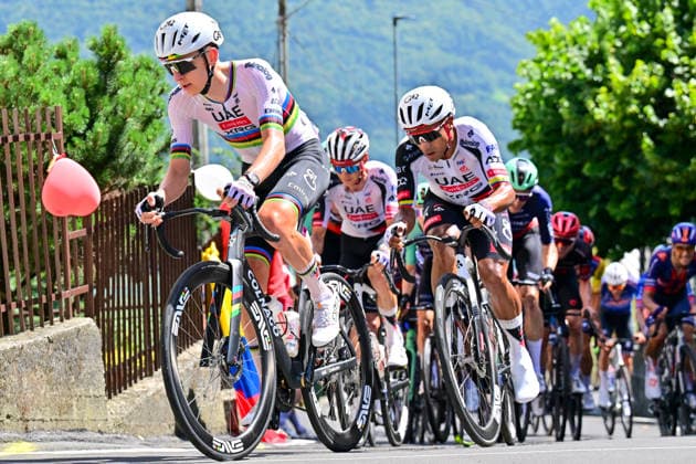 POGACAR Tadej Tour de Suisse 2026 First Stage Sondrio June 17, 2026 POGAÄaAR Tadej POGAÄaAR Tadej Slovakia Tour de Suisse 2026 First Stage Sondrio – Sondrio 144 km June 17 2026 2026 UCI WorldTour,detected_source_language