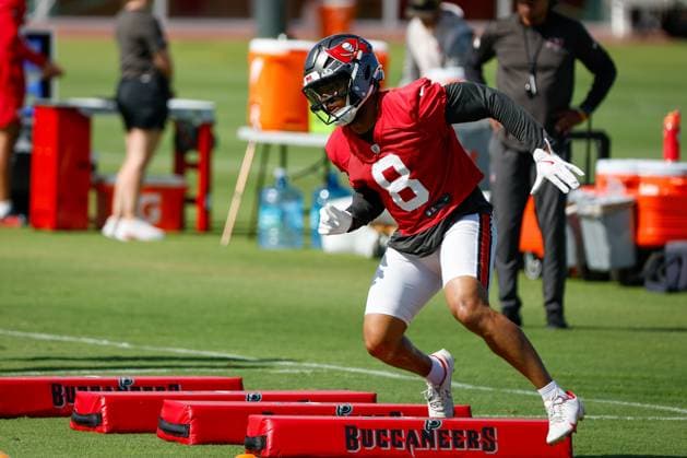 June 17, 2026, Tampa, Florida, USA: Tampa Bay Buccaneers linebacker Sirvocea Dennis (8) hurdles over pads during mandatory minicamp at the AdventHealth Training Center in Tampa on Wednesday, June 17, 2026. Tampa USA - ZUMAs70_ 0859378144st Copyright: xJeffereexWoox