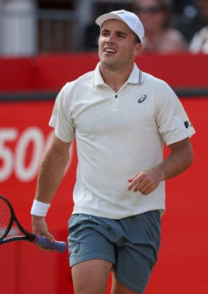 Arthur Fery of GB smiles HSBC Queen s Club Championships, Day Twelve, Tennis, Queen s Club, West Kensington, London, UK - 17 Jun 2026London Queen s Club United Kingdom  Copyright: xEllaxLing Shutterstockx 16924338ak