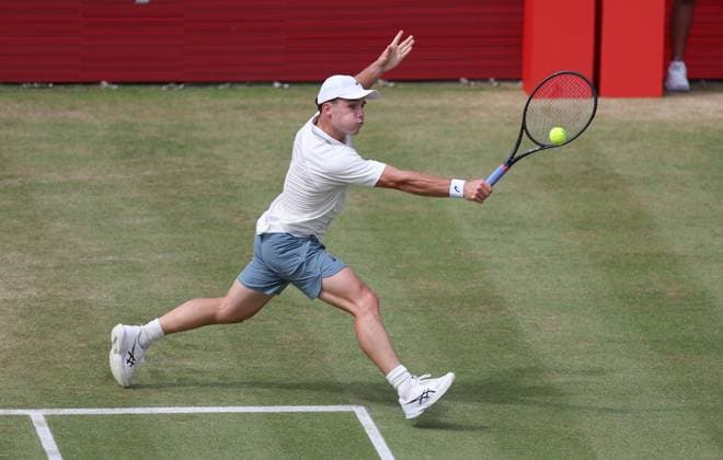 Arthur Fery of GB in action HSBC Queen s Club Championships, Day Twelve, Tennis, Queen s Club, West Kensington, London, UK - 17 Jun 2026London Queen s Club United Kingdom  Copyright: xEllaxLing Shutterstockx 16924338cj