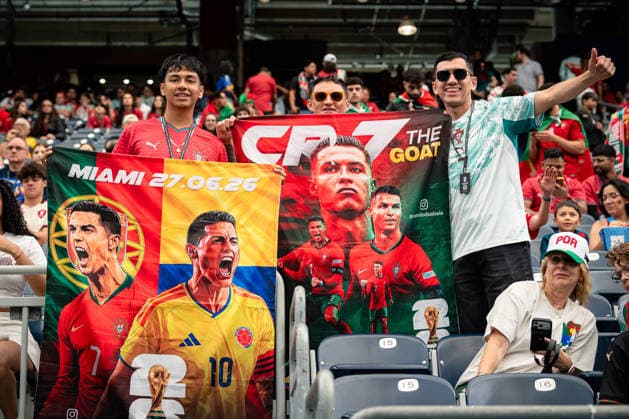 June 17, 2026: Portugal fans support their team before the FIFA World Cup, WM, Weltmeisterschaft, Fussball 2026 Group K soccer game between Portugal and DR Congo at the Houston Stadium in Houston, TX, Wednesday, June 17, 2026. World Cup 2026: Portugal V DR Congo  - ZUMAp213 20260617_znp_p213_003 Copyright: xLynnxPenningtonx
