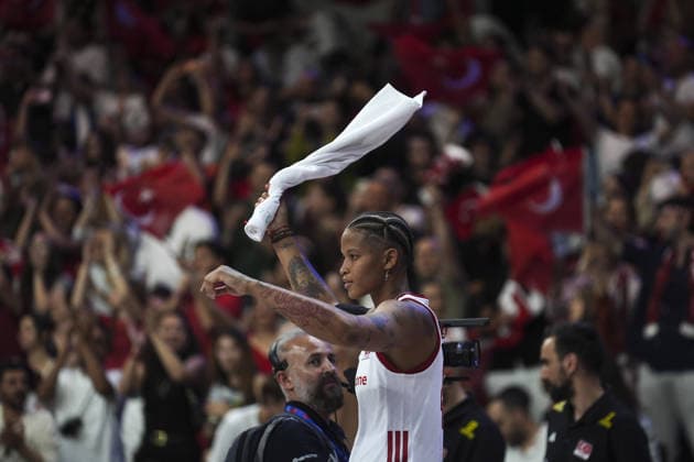 Turkiye v Belgium - FIVB Women s Volleyball Nations League ANKARA, TURKIYE - JUNE 17: Melissa Vargas (4) of Turkiye celebrates a point during the 2026 FIVB Women s Volleyball Nations League match between Turkiye and Belgium at the Ankara Sports Hall, in Ankara, Turkiye, on June 17, 2026. Dilara Irem Sancar Anadolu Ankara Turkey. Editorial use only. Please get in touch for any other usage.  Copyright: x2026xAnadoluxDilaraxIremxSancarx
