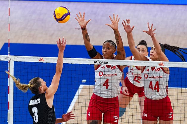 Turkiye v Belgium - FIVB Women s Volleyball Nations League??????? ANKARA, TURKIYE - JUNE 17: Britt Herbots (3) of Belgium in action during 2026 FIVB Women s Volleyball Nations League match between Turkiye and Belgium at the Ankara Sports Hall, in Ankara, Turkiye, on June 17, 2026. Omer Taha Cetin Anadolu Ankara Turkey. Editorial use only. Please get in touch for any other usage.  Copyright: x2026xAnadoluxOmerxTahaxCetinx