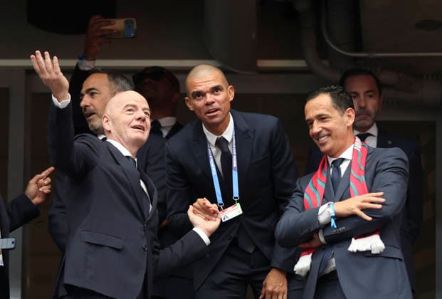(260618) -- HOUSTON, June 18, 2026 -- FIFA President Gianni Infantino, Portugal s football legend Pepe and president of the Portugal Football Federation Pedro Proenca (L to R) talk before the group K match between Portugal and the Democratic Republic of the Congo (DRC) at the 2026 FIFA World Cup, WM, Weltmeisterschaft, Fussball at Houston Stadium in Houston, the United States, June 17, 2026. ) (SP)U.S.-HOUSTON-FOOTBALL-FIFA WORLD CUP-GROUP K-POR VS COD ZhangxChen 