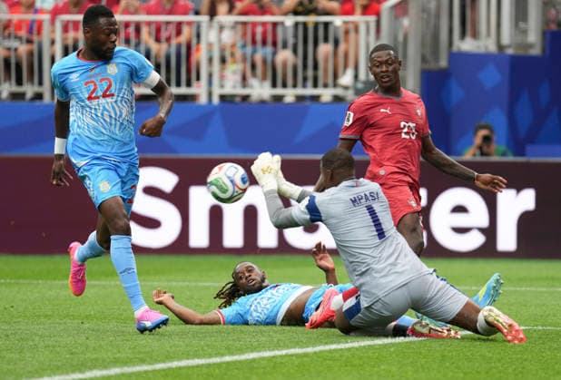 (260618) -- HOUSTON, June 18, 2026 -- Nuno Mendes (1st R) of Portugal shoots during the group K match between Portugal and the Democratic Republic of the Congo (DRC) at the 2026 FIFA World Cup, WM, Weltmeisterschaft, Fussball at Houston Stadium in Houston, the United States, June 17, 2026. ) (SP)U.S.-HOUSTON-FOOTBALL-FIFA WORLD CUP-GROUP K-POR VS COD XiaoxYijiu 