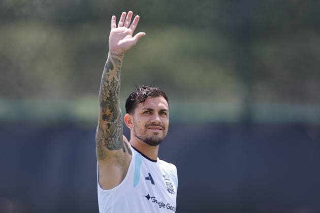 Argentina s Leandro Paredes is seen during a training session in Kansas City, USA, 17 June 2026. Argentina will face Austria on a FIFA 2026 World Cup soccer match on 22 June 2026. Argentina s training session !ACHTUNG: NUR REDAKTIONELLE NUTZUNG!  Copyright: xJuanxIgnacioxRoncoronix GRAF304 20260617-55020626271_1