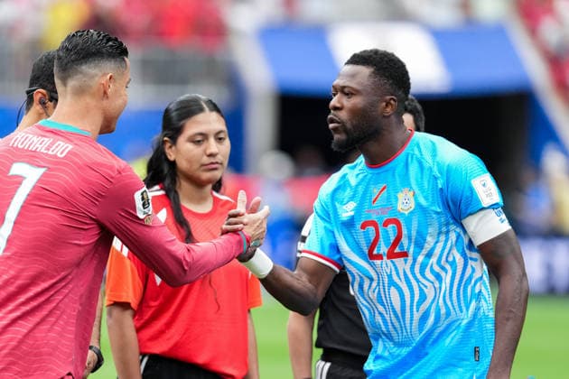 Chancel Mbemba of Congo DR shake hands prior to during a FIFA Men’s World Cup 2026 Group Stage football match between Portugal and Congo DR at Houston Stadium, in Kansas City on June 17th 2026 (Photo by Alexandra Fechete SPP)  Copyright: xAlexandraxFechete SPPx Sportspressphoto_SPR168674