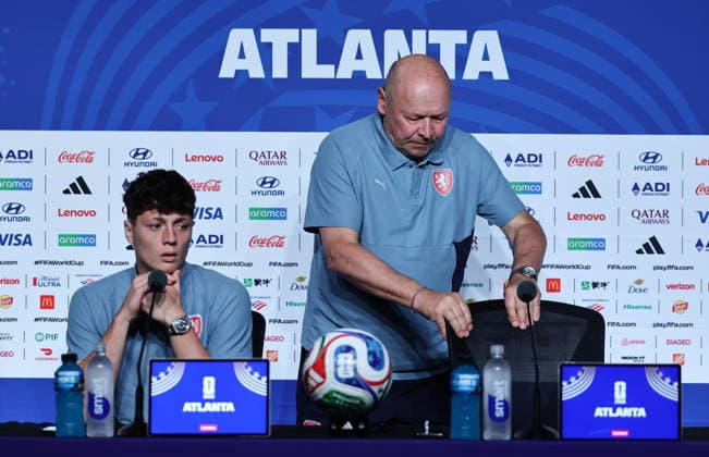 FIFA World Cup, WM, Weltmeisterschaft, Fussball 2026 - Czechia press conference, PK, Pressekonferenz Head coach of Czechia Miroslav Koubek (R) and player Ladislav Krejci (L) attend a press conference in Atlanta, Georgia, USA, 17 June 2026. Czechia will face South Africa on 18 June in a FIFA World Cup 2026 group A match. ATLANTA United States  Copyright: xRONALDxWITTEKx