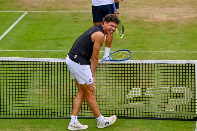 Ben Shelton (USA) laughs TERRA WORTMANN Open 2026, Tennis, ATP, Mens 500, Tournament, Main Draw, June 17, 2026, TERRA WORTMANN Open 2026, Tennis, ATP, Mens 500, Tournament, Main Draw, June 17, 2026, Indoor,detected_source_language Copyright: xEibner-Pressefoto RobertxGertzenx EP_RGN