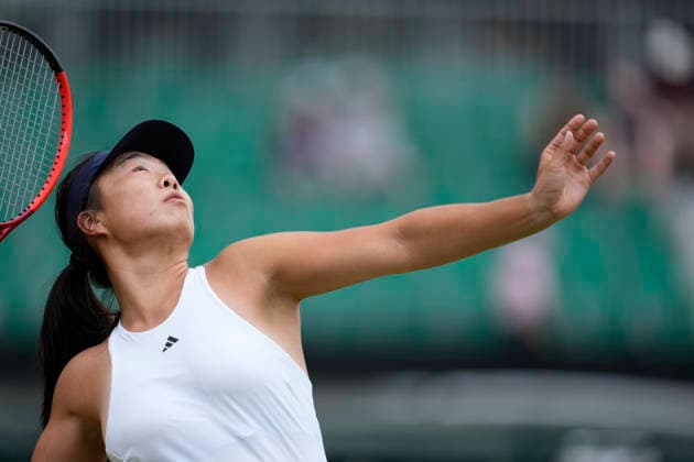 Lexus Nottingham Open - Day Three Mimi Xu of Great Britain in action during the Round of 16 doubles match at the 2026 Lexus Nottingham Open Women s tennis tournament at the Nottingham Tennis Centre in Nottingham, England, on June 17, 2026. London Great Britain United Kingdom  Copyright: xOwenxHammondx originalFilename:hammond-2026lexu260617_npcNg.jpg