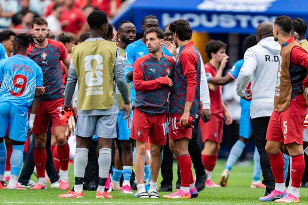 2026 FIFA World Cup, Group K, Match 1, Portugal vs. DR Congo, June 17, 2026, at NRG Stadium in Houston, Texas; Bernardo Silva dissatisfied after the final whistle,detected_source_language Copyright: xBahhoxKarax