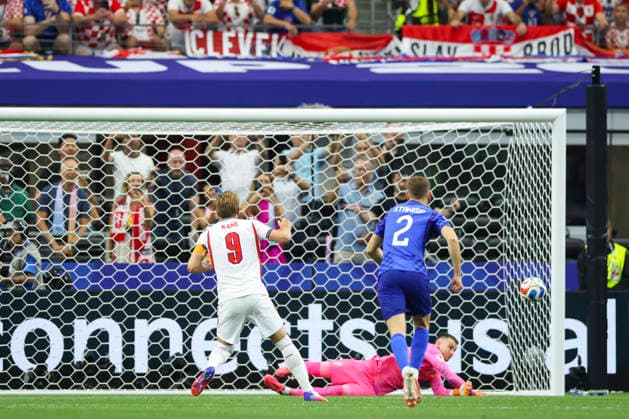 England v Croatia, FIFA World Cup, WM, Weltmeisterschaft, Fussball 2026 England forward Harry Kane (9) misses penalty kick during the England v Croatia FIFA WORLD CUP 2026 Group L match at Dallas Stadium, Arlington, United States on 17 June 2026 Credit: Phil Duncan Every Second Media Editorial use only. All images are copyright Every Second Media Limited. No images may be reproduced without prior permission. Copyright: xIMAGO EveryxSecondxMediax ESM-2042-0014 PhilxDuncanx xEveryxSecondxMediax