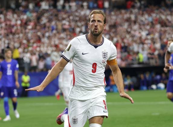 FIFA World Cup, WM, Weltmeisterschaft, Fussball 2026 - England v Croatia TEXAS, UNITED STATES OF AMERICA, June 17: GOAL 1-0, Harry Kane of England national team, Nationalteam goal celebration after scoring a penalty kick to put England 1-0 ahead during the FIFA World Cup 2026 match in Group L between England v Croatia at Dallas Stadium, Arlington, Texas, on 17 June. (Photo by DC Photo Crystal Pix) Arlington Dallas Stadium United States Of America Copyright: xDCxPhotox xCrystaxPixx SportsxPressxPhotox Sportspressphoto_SPR168749