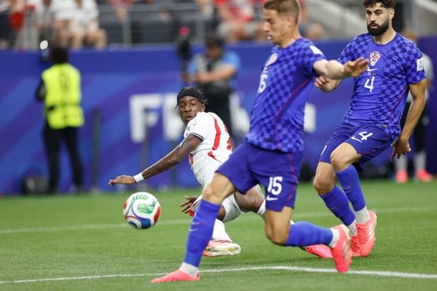 DALLAS, 17-06-2026, Dallas AT&T Stadium, World Cup 2026 Match between England and Croatia. Picture shows England player Noni Madueke, Croatia player Josko Gvardiol England - Croatia (World Cup 2026)  x204428801x Copyright: