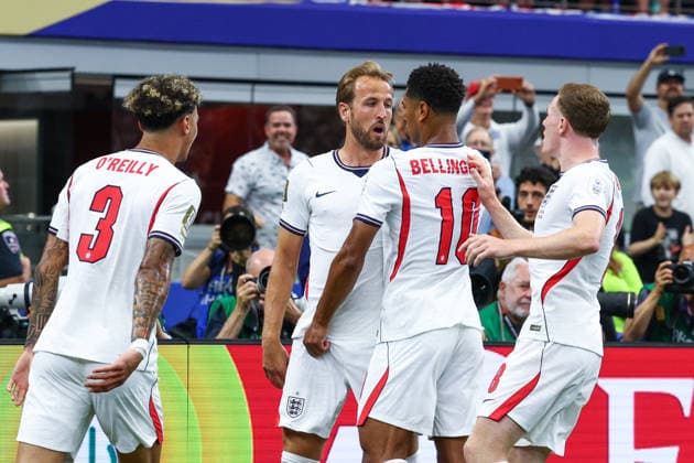 FIFA World Cup, WM, Weltmeisterschaft, Fussball 2026: England v Croatia DALLAS, USA - 17th June 2026: Harry Kane of England celebrates with team mates after scoring his side s first goal during the FIFA World Cup 2026 Group L match between England and Croatia at Dallas Stadium Dallas Dallas Stadium United States of America Copyright: xCraigxMercerx xPeakxActionxPhotosx