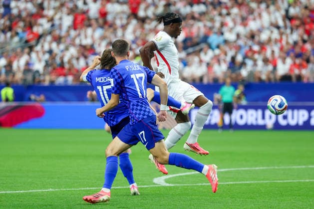 England v Croatia: Group L - FIFA World Cup, WM, Weltmeisterschaft, Fussball 2026 Noni Madueke of England in action during the FIFA World Cup 2026 Group L match between England and Croatia at Dallas Stadium on June 17, 2026 in Dallas, Texas.  SanjinxStrukic PIXSELL