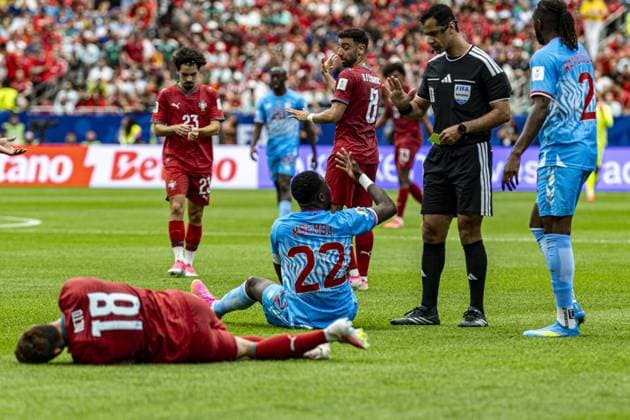 RECORD DATE NOT STATED Portugal faces DR Congo in their opening match of Group K at the 2026 World Cup. Houston, Texas (USA), 06 17 2026 - FIFA World Cup, WM, Weltmeisterschaft, Fussball 2026 Portugal Democratic Republic of Congo Football USA Players Chancel Mbemba and Pedro Neto in a match between Portugal and the Democratic Republic of Congo, valid for the first round of Group K of the FIFA World Cup 2026, held at NRG Stadium in Houston, Texas, United States, on Wednesday, June 17, 2026.(Foto: Pedro Paulo Diaz Thenews2 imago images) SPO  Copyright: xPedroxPauloxDiazx