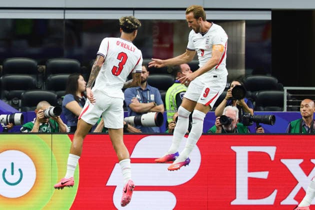Harry Kane of England celebrates after scoring from the penalty box during the FIFA World Cup, WM, Weltmeisterschaft, Fussball 2026 match between England and Croatia at AT&T Stadium, Dallas, USA on 17 June 2026. Copyright: xPeterxDovganx 45080028