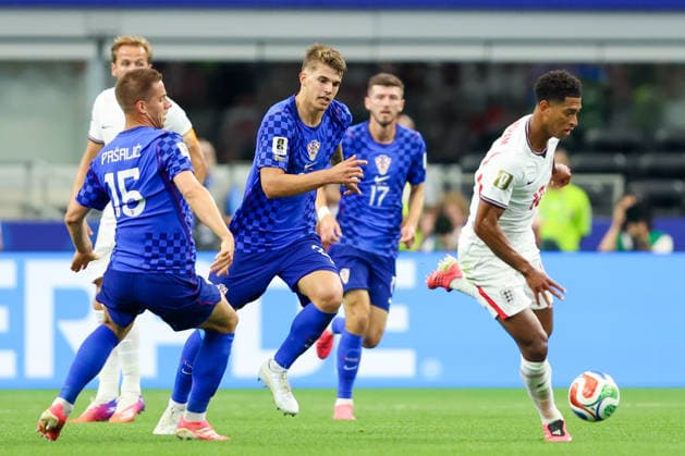 England v Croatia: Group L - FIFA World Cup, WM, Weltmeisterschaft, Fussball 2026 Jude Bellingham of England runs with the ball during the FIFA World Cup 2026 Group L match between England and Croatia at Dallas Stadium on June 17, 2026 in Dallas, Texas.  SanjinxStrukic PIXSELL