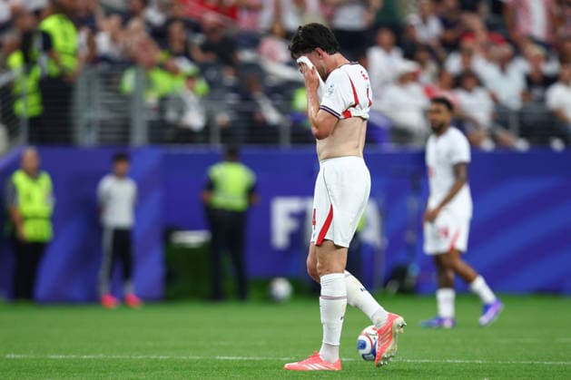 FIFA World Cup, WM, Weltmeisterschaft, Fussball 2026: England v Croatia DALLAS, USA - 17th June 2026: Declan Rice of England eacts after conceding his sides second goal during the FIFA World Cup 2026 Group L match between England and Croatia at Dallas Stadium Dallas Dallas Stadium United States of America Copyright: xCraigxMercerx xPeakxActionxPhotosx