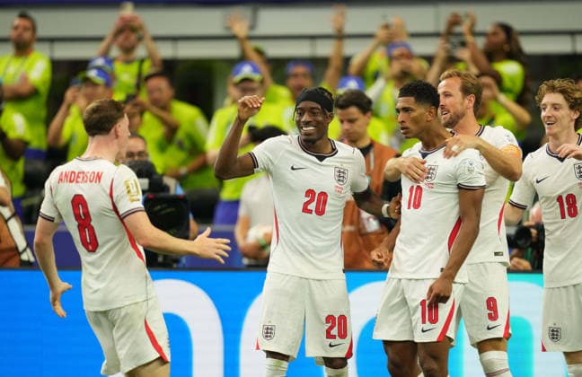 Jude Bellingham of England scores and celebrates his teams third goal during the match between England and Croatia in Group L of the 2026 FIFA World Cup at Dallas Stadium in Arlington, United States, on June 17, 2026. Thor Wegner, DeFodi Images. Photo by DeFodi Images,detected_source_language