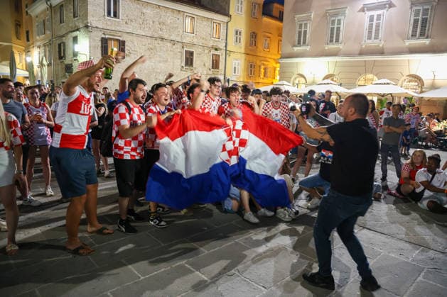 260617_PXL_fans world cup 2026 Fan atmosphere while watching the match between Croatia and England at Pula Forum in Pula, Croatia, on June 17, 2026.  SreckoxNiketicx PIXSELL