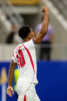 DALLAS, TEXAS - JUNE 17: Jude Bellingham of England celebrates after scoring his team s third goal during the FIFA World Cup, WM, Weltmeisterschaft, Fussball 2026 Group L match between England and Croatia at Dallas Stadium on June 17, 2026 in Dallas, Texas.  Copyright: xMBxMediax