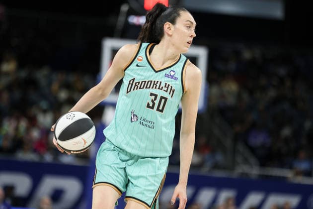 CHICAGO, USA - June 17: Breanna Stewart (30 New York Liberty) in action during the WNBA, Basketball Damen, USA Commissioner’s Cup game between the Chicago Sky and New York Liberty at Wintrust Arena on Wednesday, June 17 in Chicago, USA  Copyright: xShainaxBenhiyoun SPPx Sportspressphoto_SPR169317