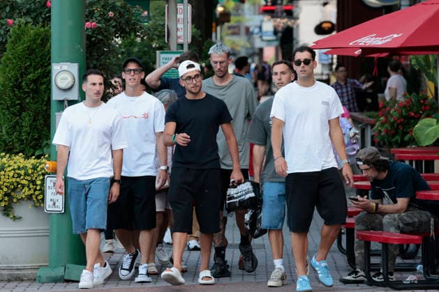 Football, 2026 FIFA World Cup, Spain national team, players out and about in Chattanooga
