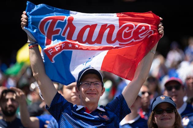 France v Senegal: Group I - FIFA World Cup, WM, Weltmeisterschaft, Fussball 2026 EAST RUTHERFORD, NEW JERSEY - JUNE 16: A France fan holds up a flag during the FIFA World Cup 2026 Group I match between France and Senegal at New York New Jersey Stadium on June 16, 2026 in East Rutherford, United States. East Rutherford New York New Jersey Stadium New Jersey United States Copyright: xVisionhausx 776447857