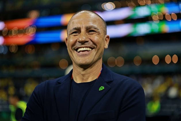 June 17, 2026, Mexico City, Mexico City, Mexico: Fabio Cannavaro, head coach of the Uzbekistan smiles during the match between Uzbekistan and Colombia for the 1st round of the group K of the FIFA World Cup, WM, Weltmeisterschaft, Fussball 2026, at Mexico City Stadium, in Mexico City, Mexico on June 17, 2026. Photo: DiaEsportivo Mexico City Mexico - ZUMAh208 20260617_zsp_h208_008 Copyright: xHeulerxAndreyx