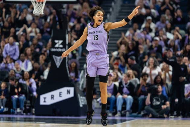 SAN FRANCISCO, CA - JUNE 17: Janelle Salaun 13 of the Golden State Valkyries yells during a WNBA, Basketball Damen, USA Commissioner™s Cup game against the Dallas Wings on June 17, 2026 at Chase Center in San Francisco, CA. (Photo by Matthew Huang Icon Sportswire) WNBA: JUN 17 Dallas Wings at Golden State Valkyries EDITORIAL USE ONLY Icon260617006
