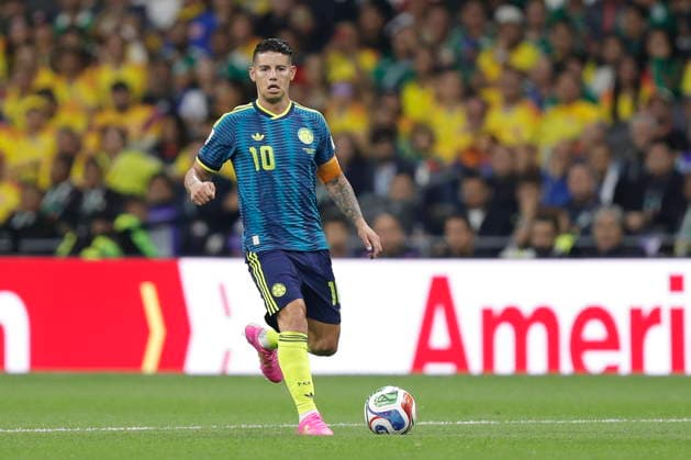 FIFA World Cup, WM, Weltmeisterschaft, Fussball 2026 - Group K - Uzbekistan vs Colombia James Rodriguez of Colombia controls the ball during the 2026 FIFA World Cup Group K match between Uzbekistan and Colombia at Azteca Stadium in Mexico City, Mexico, 17 June 2026. Mexico City Mexico  Copyright: xISAACxESQUIVELx