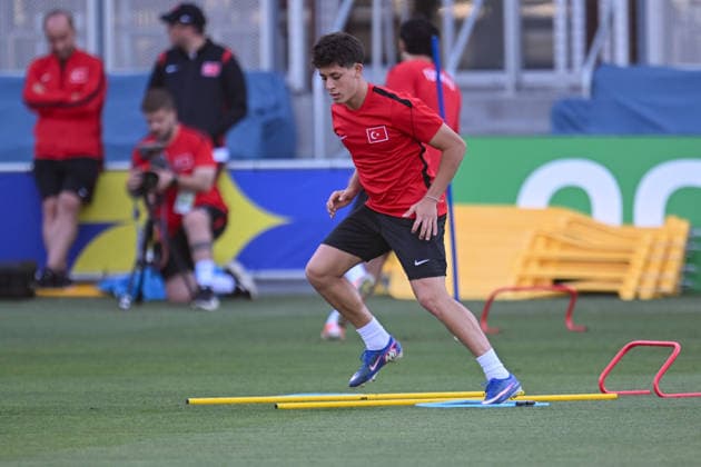 Turkish national football team holds 1st training session in US city of San Jose SAN JOSE, CALIFORNIA - JUNE 17: Arda Guler of the Turkish national football team attends the training session in San Jose, California on June 17, 2026. Turkiye to face Paraguay on June 19 in their 2nd 2026 FIFA World Cup, WM, Weltmeisterschaft, Fussball match. Tayfun Coskun Anadolu California United States. Editorial use only. Please get in touch for any other usage.  Copyright: x2026xAnadoluxTayfunxCoskunx