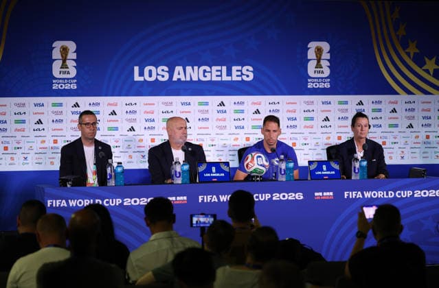 (260618) -- LOS ANGELES, June 18, 2026 -- Head coach Sergej Barbarez (2nd L) and player Nikola Katic (2nd R) of Bosnia and Herzegovina attend a press conference, PK, Pressekonferenz ahead of a group B match between Switzerland and Bosnia and Herzegovina at the 2026 FIFA World Cup, WM, Weltmeisterschaft, Fussball in Los Angeles, the United States, June 17, 2026. ) (SP)U.S.-LOS ANGELES-FOOTBALL-FIFA WORLD CUP-PRESS CONFERENCE-BIH MaoxSiqian 