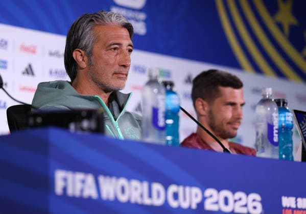 (260618) -- LOS ANGELES, June 18, 2026 -- Murat Yakin, head coach of Switzerland, attends a press conference, PK, Pressekonferenz ahead of a group B match between Switzerland and Bosnia and Herzegovina at the 2026 FIFA World Cup, WM, Weltmeisterschaft, Fussball in Los Angeles, the United States, June 17, 2026. ) (SP)U.S.-LOS ANGELES-FOOTBALL-FIFA WORLD CUP-PRESS CONFERENCE-SWITZERLAND MaoxSiqian 