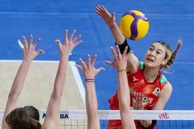 (260618) -- PASIG CITY, June 18, 2026 -- Sato Yoshino of Japan competes during the women s pool 5 match between Japan and Serbia in week 2 of the Volleyball Nations League (VNL) 2026 in Pasig City, the Philippines, on June 17, 2026. ) (SP)THE PHILIPPINES-PASIG CITY-VOLLEYBALL-NATIONS LEAGUE-JAPAN VS SERBIA ROUELLExUMALI 