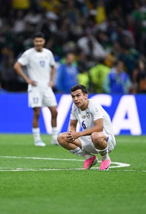 (260618) -- MEXICO CITY, June 18, 2026 -- Akmal Mozgovoy (front) of Uzbekistan is seen during the group K match between Uzbekistan and Colombia at the FIFA World Cup, WM, Weltmeisterschaft, Fussball 2026 in Mexico City, Mexico, June 17, 2026. ) (SP)MEXICO-MEXICO CITY-FOOTBALL-FIFA WORLD CUP-GROUP K-UZB VS COL WuxWei 