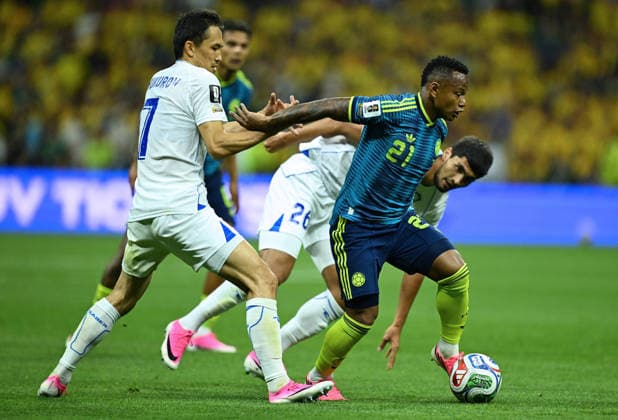 (260618) -- MEXICO CITY, June 18, 2026 -- Jaminton Campaz (No. 21) of Colombia competes during the group K match between Uzbekistan and Colombia at the FIFA World Cup, WM, Weltmeisterschaft, Fussball 2026 in Mexico City, Mexico, June 17, 2026. (Photo by Xinhua) (SP)MEXICO-MEXICO CITY-FOOTBALL-FIFA WORLD CUP-GROUP K-UZB VS COL LucioxTavora 