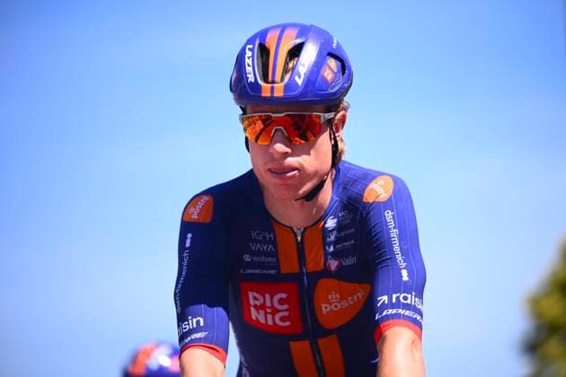 Baloise Belgium Tour 2026 Stage 2 KNOKKE-HEIST, BELGIUM - JUNE 18 : Van Den Berg Julius (NED) of Team Picnic PostNL during stage 2 of the 95th edition of Baloise Tour of Belgium an UCI ProSeries 2.Pro cycling road race stage for Men Elite of 197.6 km with start in Merelbeke-Melle and finish in Knokke-Heist on June 18, 2026 in Knokke-Heist, Belgium, 18 06 2026 ( Motordriver Stephan Boone - Knokke-Heist Belgium  Copyright: xGvgx